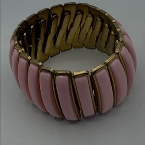Crown Trifari VTG Elegant Pink and Gold Bracelet